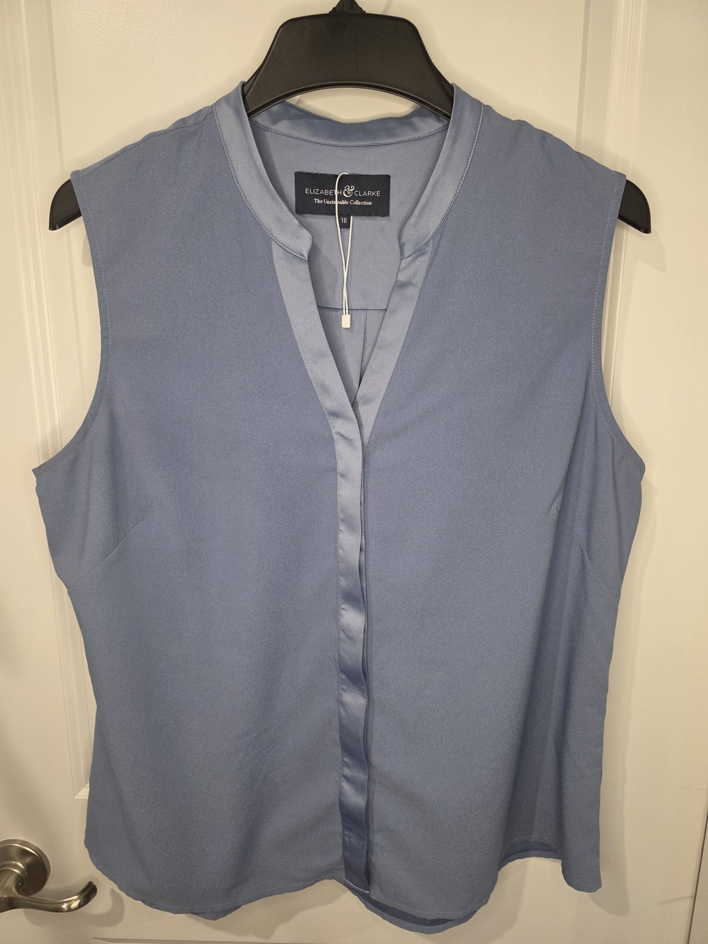 Elizabeth & Clarke "The Unstainable Collection" sleeveless blouse